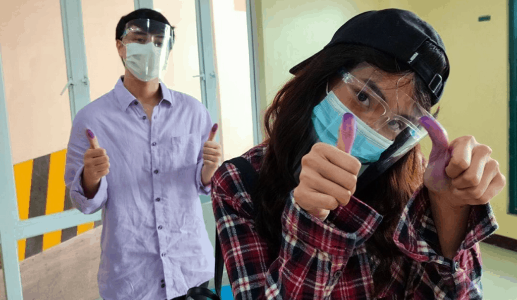 LOOK: Maymay Entrata, Edward Barber register together to vote