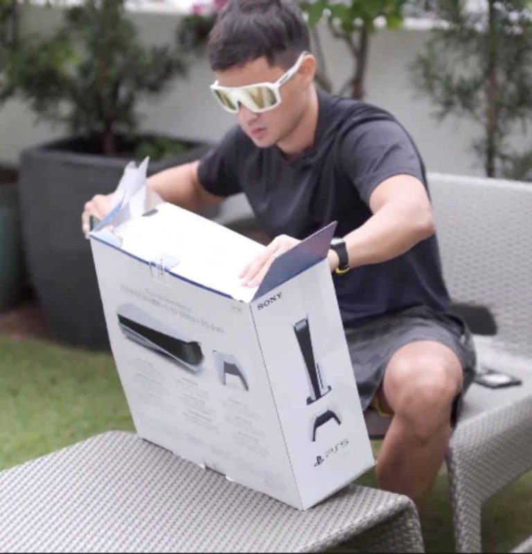 WATCH: Here’s how Matteo Guidicelli unboxed his brand-new PlayStation 5