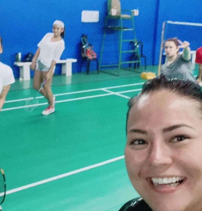 LOOK: KathNiel joins Karla Estrada for a sweat session