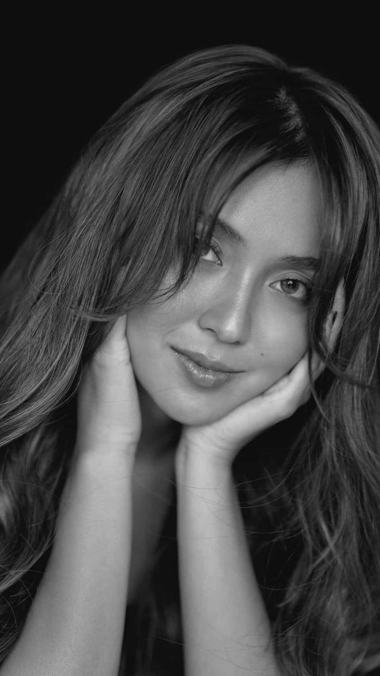 LOOK: Kathryn Bernardo marks 25th birthday with black and white portrait
