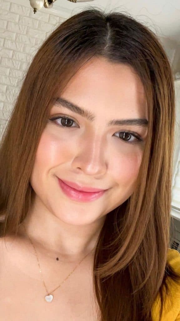 Alexa Ilacad slams bashers accusing her of having nose job