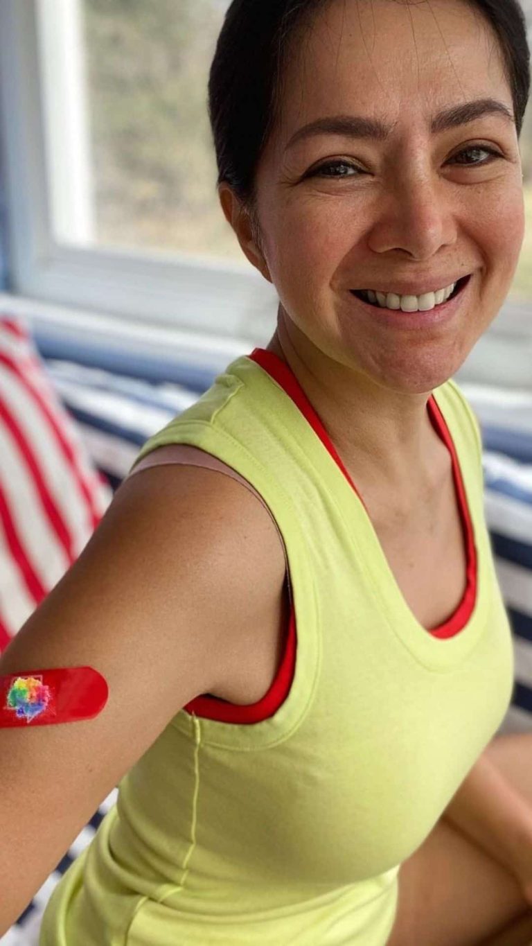 Alice Dixson gets first COVID-19 vaccine jab, plans on having 2nd dose in PHL