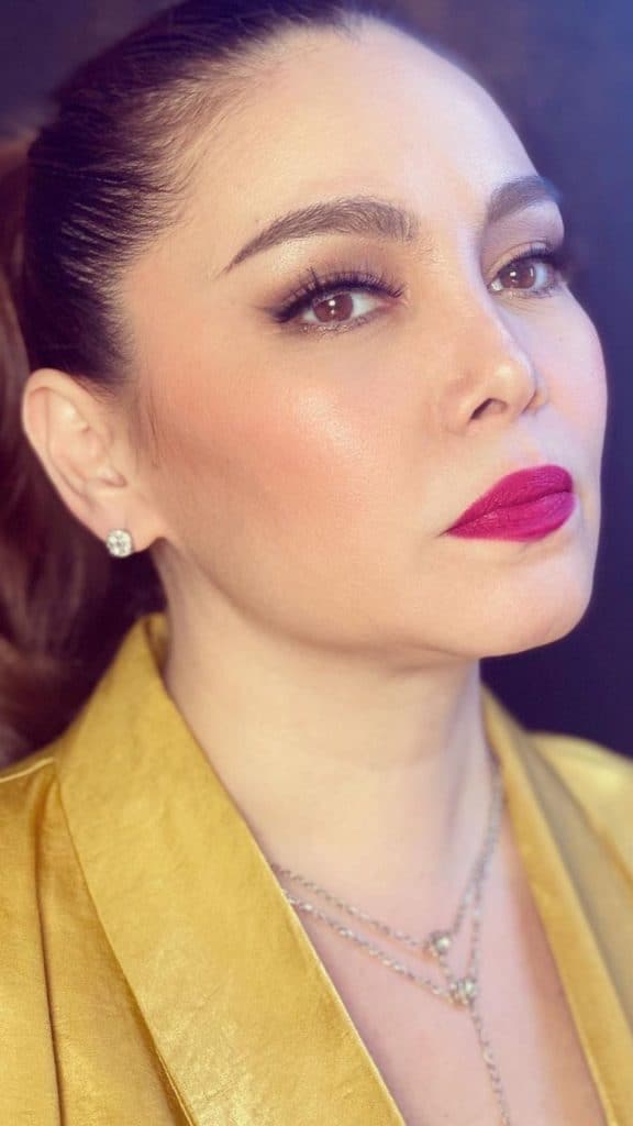 K Brosas hits back at netizen telling her to thank Duterte for COVID-19 vaccine