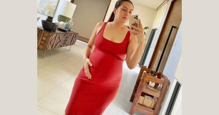 Nikki Gil is expecting a baby girl!