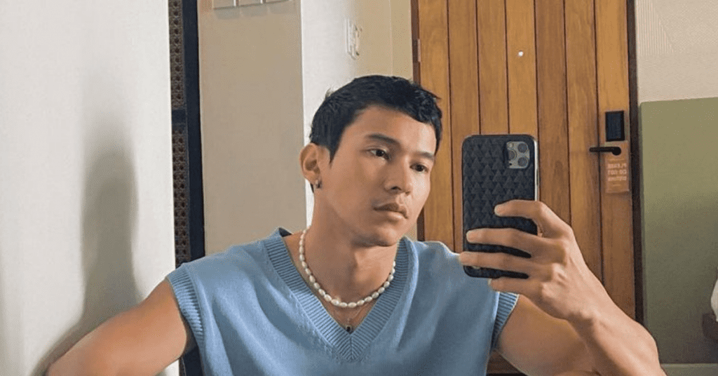 Enchong Dee voluntarily surrenders, posts bail for P1B cyber libel case