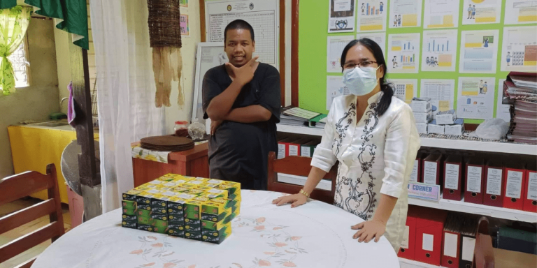 FAITH IN HUMANITY RESTORED: A man with autism donates boxes of crayons to two schools in Aklan