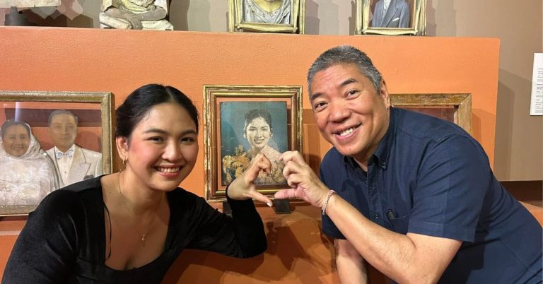 Historian Ambeth Ocampo meets the netizen who looks like his late mother